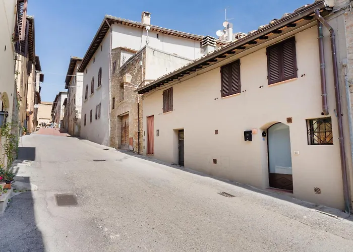 아파트 Famiracoli Sangimignano *